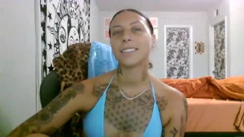 Snapshot of sexytatslut369 chatting on 08/07/26, 08:22 sexytatslut369 online show from 08/07/26, 08:22