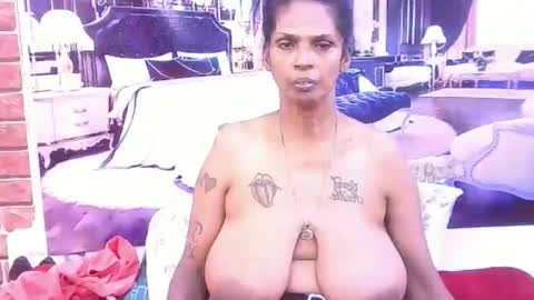 sexyva4u2luv online show from 11/26/25, 07:37