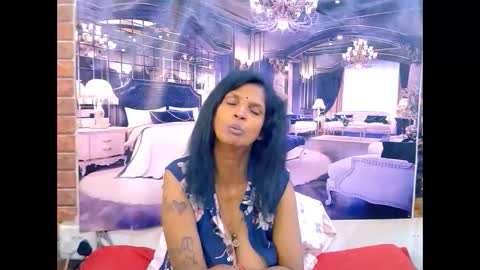 sexyva4u2luv online show from 05/13/26, 07:00