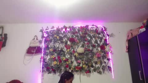 Snapshot of sexyvaldiry chatting on 02/27/26, 02:11 sexyvaldiry online show from 02/27/26, 02:11