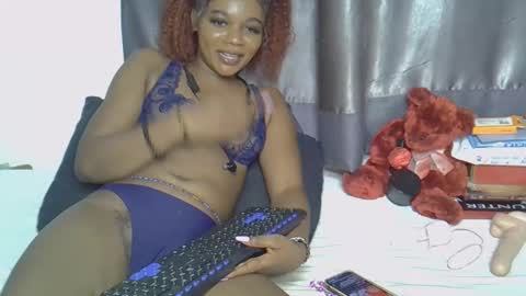 Snapshot of sexyvivah chatting on 05/04/26, 07:10 sexybaby online show from 05/04/26, 07:10
