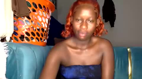 sexywife214537 online show from 12/23/25, 08:34