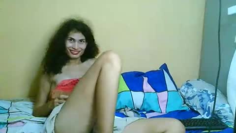 Snapshot of sexywolfnight chatting on 04/10/26, 12:05 sexywolfnight online show from 04/10/26, 12:05