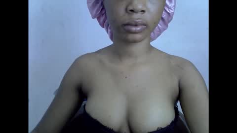 Snapshot of sexyxpeach chatting on 03/24/26, 11:32 sexyxpeach online show from 03/24/26, 11:32