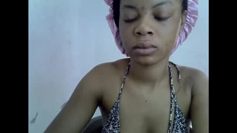 Snapshot of sexyxpeach chatting on 03/27/26, 09:53 sexyxpeach online show from 03/27/26, 09:53