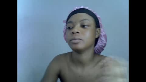 Snapshot of sexyxpeach chatting on 04/01/26, 11:35 sexyxpeach online show from 04/01/26, 11:35