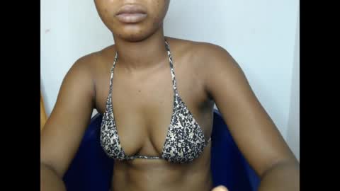 Snapshot of sexyxpeach chatting on 06/18/26, 04:22 sexyxpeach online show from 06/18/26, 04:22