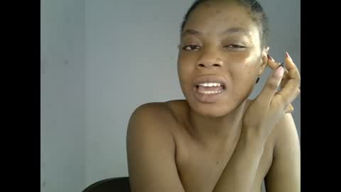 Snapshot of sexyxpeach chatting on 07/13/26, 09:39 sexyxpeach online show from 07/13/26, 09:39