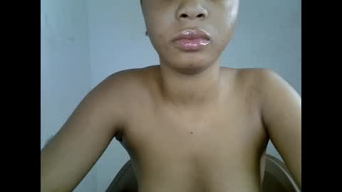 Snapshot of sexyxpeach chatting on 07/17/26, 10:03 sexyxpeach online show from 07/17/26, 10:03