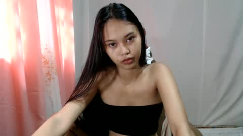 Snapshot of sexyy_monica chatting on 06/27/26, 02:27 MONICA online show from 06/27/26, 02:27