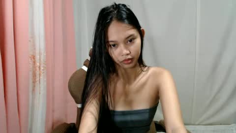 Snapshot of sexyy_monica chatting on 07/09/26, 06:12 MONICA online show from 07/09/26, 06:12