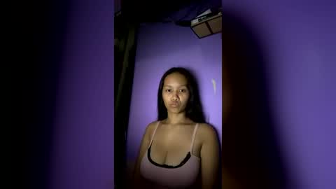 Snapshot of sexyykalea chatting on 07/08/26, 02:32 Lea3 online show from 07/08/26, 02:32
