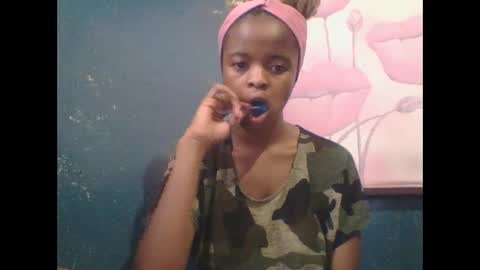 Snapshot of sexyyonger chatting on 03/25/26, 07:14 sexyyonger online show from 03/25/26, 07:14