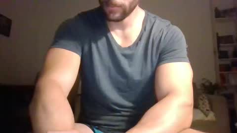 Snapshot of sexyyphilip chatting on 03/29/26, 11:38 sexyyphilip online show from 03/29/26, 11:38