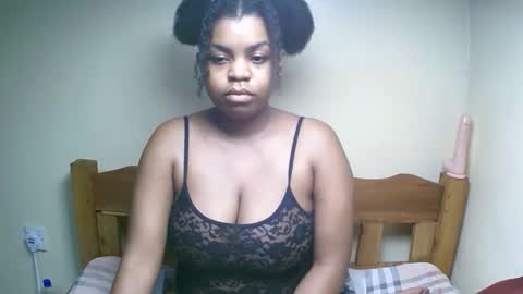 sexyyred_ online show from 04/30/26, 05:03