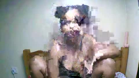 sexyyred_ online show from 05/13/26, 11:51