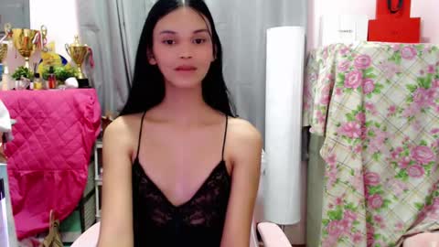Zendaya online show from 03/23/26, 03:38