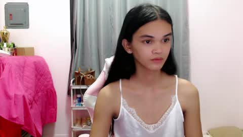 Snapshot of sexyzendaya_69 chatting on 06/14/26, 04:31 Zendaya online show from 06/14/26, 04:31