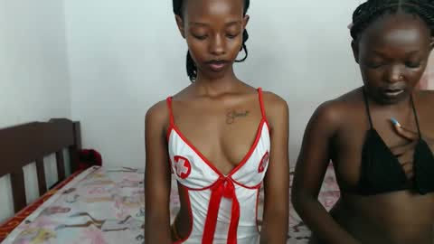sexyzuriel online show from 04/25/26, 10:18