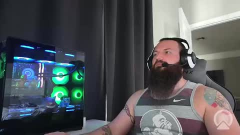 Snapshot of sflmarriedguy chatting on 10/19/25, 05:46 SouthFloridaStr8guy online show from 10/19/25, 05:46