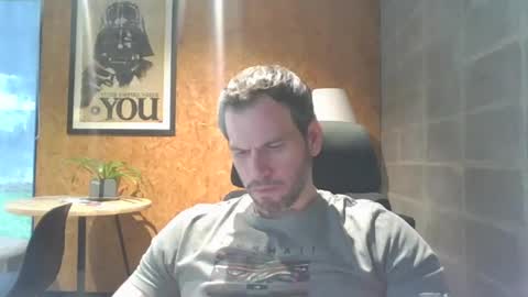 Snapshot of shad0w_hunter chatting on 12/02/24, 01:35 shad0w_hunter online show from 12/02/24, 01:35