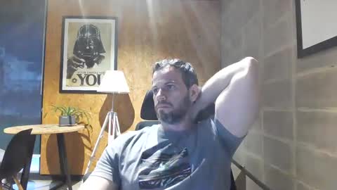 Snapshot of shad0w_hunter chatting on 01/14/25, 10:34 shad0w_hunter online show from 01/14/25, 10:34