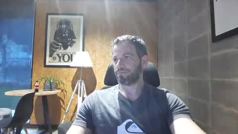 Snapshot of shad0w_hunter chatting on 01/16/25, 10:23 shad0w_hunter online show from 01/16/25, 10:23