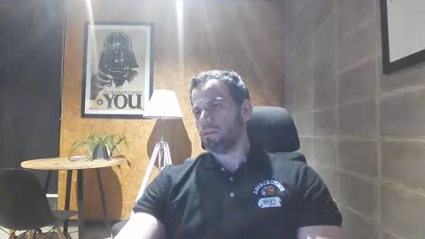 Snapshot of shad0w_hunter chatting on 01/24/25, 11:02 shad0w_hunter online show from 01/24/25, 11:02