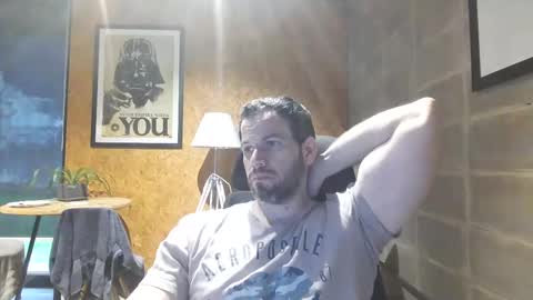 Snapshot of shad0w_hunter chatting on 01/27/25, 01:09 shad0w_hunter online show from 01/27/25, 01:09