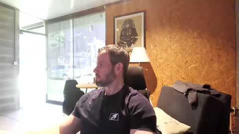 Snapshot of shad0w_hunter chatting on 09/10/25, 02:06 shad0w_hunter online show from 09/10/25, 02:06