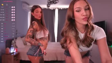 Sindy and Nancy  Next stream 1 December  online show from 10/11/25, 02:04