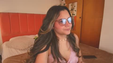Shadya online show from 05/01/26, 03:22