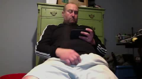 Snapshot of shadystl chatting on 01/17/26, 09:25 shadystl online show from 01/17/26, 09:25