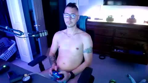 Snapshot of shaftyone4u chatting on 02/05/26, 01:10 shaftyone4u online show from 02/05/26, 01:10