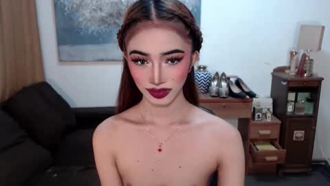 Snapshot of shaina_cummer chatting on 02/08/26, 11:08 shaina online show from 02/08/26, 11:08