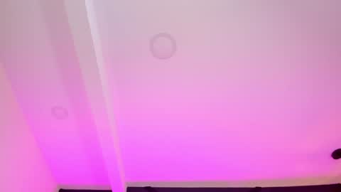 Snapshot of shaina_vasquez chatting on 02/01/25, 01:55 Shaina Vasquez online show from 02/01/25, 01:55