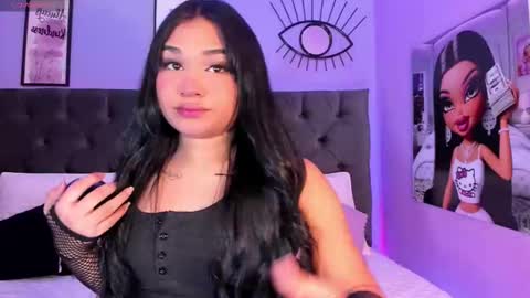 Snapshot of shairytovar chatting on 02/18/25, 06:26 shairytovar online show from 02/18/25, 06:26