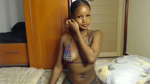 shaky xxx online show from 11/09/25, 01:04