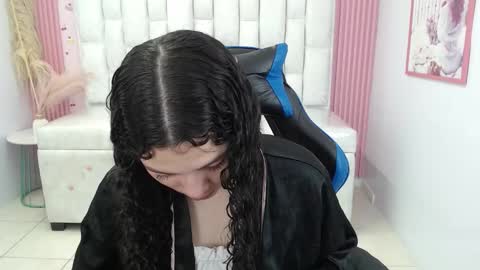 Shalon  online show from 11/29/25, 01:14