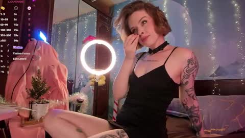 Snapshot of shameles_pussy chatting on 12/13/24, 12:39 shameles_pussy online show from 12/13/24, 12:39