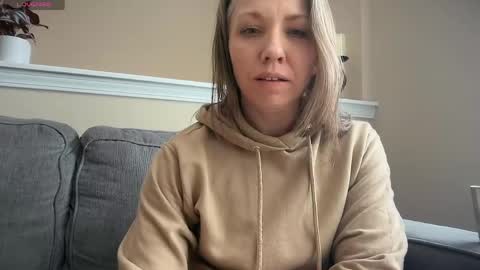 Shalynn online show from 05/22/26, 05:18
