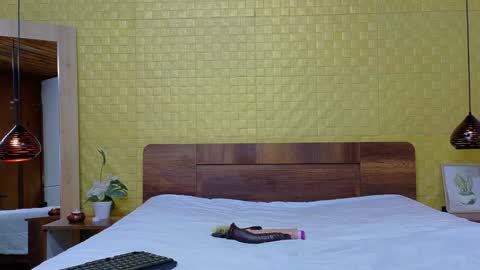 Catalina online show from 12/20/24, 07:39