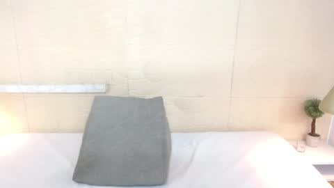 Catalina online show from 01/12/25, 01:16