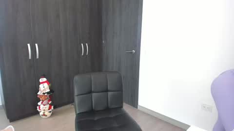 Snapshot of shanabellucy chatting on 12/20/24, 06:13 onlyfans shanabellucy online show from 12/20/24, 06:13