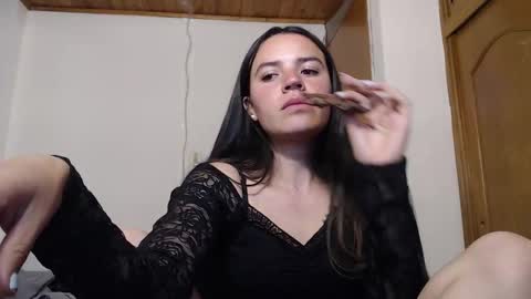 shanel_lozano online show from 09/13/25, 11:04