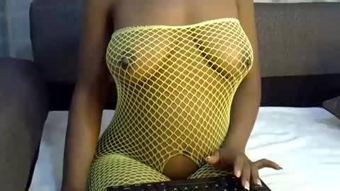 Snapshot of shanell_kiss chatting on 04/17/26, 01:30 shanell kiss online show from 04/17/26, 01:30