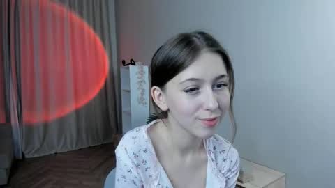 Snapshot of shanellwreath chatting on 01/18/26, 06:12 me name is Mia online show from 01/18/26, 06:12