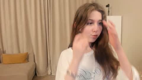 Snapshot of shanellwreath chatting on 02/16/26, 05:09 me name is Mia online show from 02/16/26, 05:09