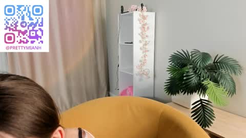 Snapshot of shanellwreath chatting on 03/04/26, 07:20 me name is Mia online show from 03/04/26, 07:20