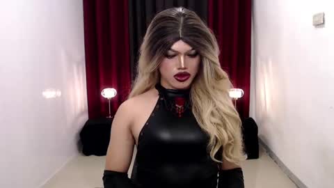 Snapshot of shanex01 chatting on 12/08/24, 03:24 Shane X online show from 12/08/24, 03:24